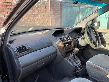 митсубиси спэйс стар: Mitsubishi Chariot: 1999 г., 2.4 л, Автомат, Бензин, Минивэн — 6