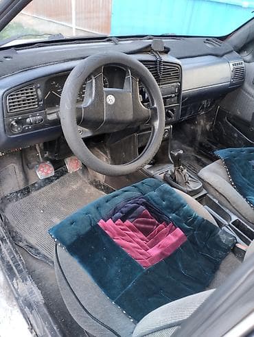 vw: Volkswagen Passat Variant: 1992 г., Ручные, Газ, Универсал — 1