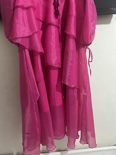 красное платье: Яркое шифоновое платье цвета фуксии - Длина: миди/макси. - Материал — 3