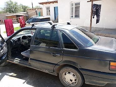 transporter multivan: Volkswagen Passat: 1990 г., Механика, Седан — 5
