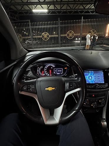 lada 9: Chevrolet Trax: 2020 г., Кроссовер — 10