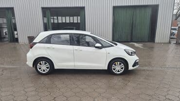 прием бу шин: Honda Fit: 2021 г., 1.5 л, Вариатор, Бензин, Хэтчбэк — 4
