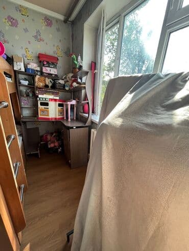 продаю квартиру ак кеме: 2 комнаты, 52 м², 3 этаж — 10