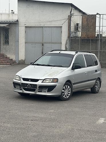 Mitsubishi Space Star: 2003 г., 1.3 л, Ручные, Бензин, Фастбек