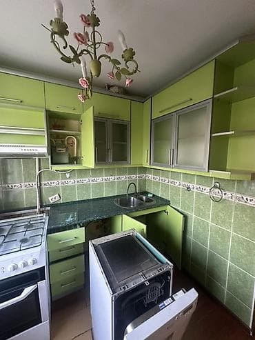 Кыймылсыз мүлк: 3 бөлмө, Менчик ээси, Чогуу жашоо менен, 1 жылдан баштап, Толугу менен эмереги бар — 4