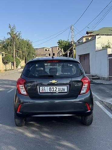 спаре: Chevrolet Spark: 2017 г., 1 л, Вариатор, Бензин, Хэтчбэк — 10
