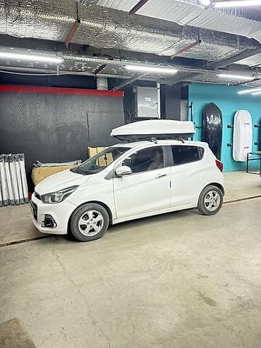 чехол для мотошлема: Chevrolet Spark: 2017 г., 1 л, Автомат, Бензин, Хэтчбэк — 2