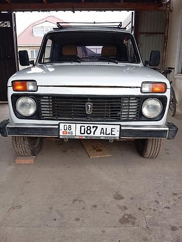 Унаа сатуу: ВАЗ (ЛАДА) 2121 (4x4): 1996 г., 1.7 л, Кол менен иштөөчү, Бензин, Жол тандабас — 1