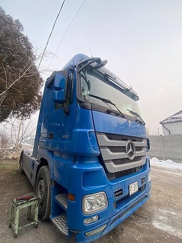 митсубиси фуссо: Тягач, Mercedes-Benz — 8
