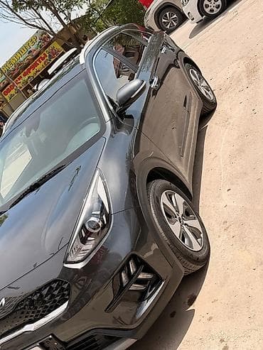 roewe er6: Kia Niro: 2021 г., 1.6 л, Робот, Гибрид, Кроссовер — 2