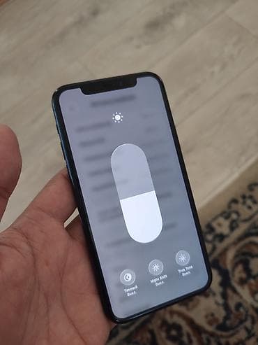 купить айфон 5 с: IPhone 11 Pro, цвет Midnight Green. Компактный корпус из матового — 6