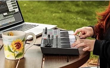караоке апарат: M-Audio Oxygen Pro Mini — компактный USB/MIDI-контроллер для — 6