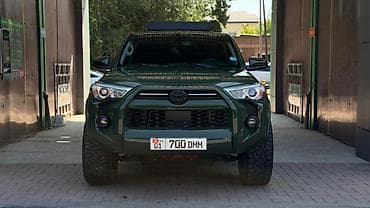 Toyota 4Runner: 2021 г., 4 л, Автомат, Бензин, Внедорожник