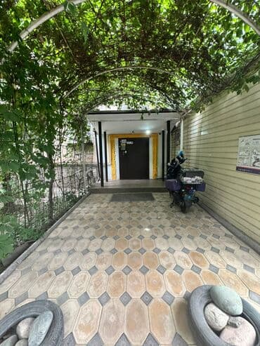 долгосрочная аренда домов в бишкеке: 2 комнаты, 46 м², 104 серия, 1 этаж, Косметический ремонт — 1