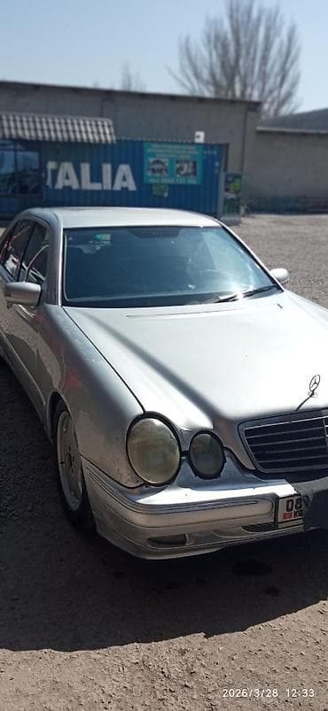 х5 4 8: Mercedes-Benz E-Class: 2001 г., Седан — 3