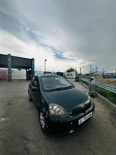 Продажа авто: Toyota Vitz: 1999 г., 1.3 л, Автомат, Бензин, Хэтчбэк — 1