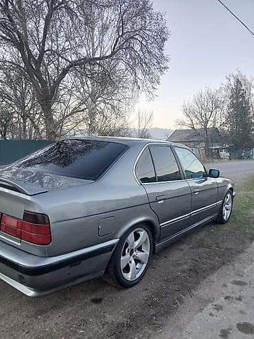 ош ишкаван: BMW 5 series: 1991 г., 3 л, Механика, Бензин, Седан — 3