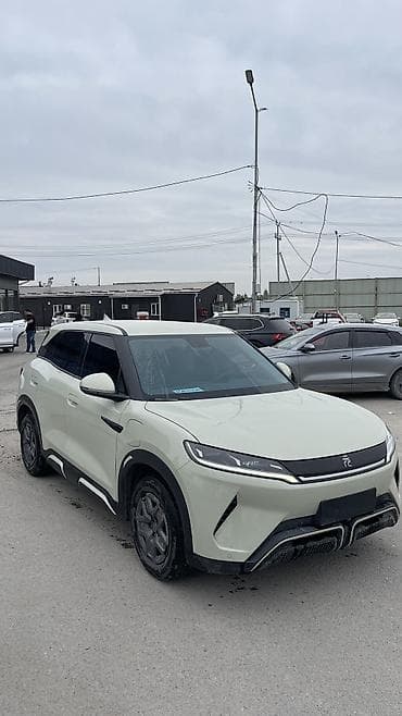 BYD Yuan Up: 2025 г., 0.1 л, Автомат, Электромобиль, Кроссовер
