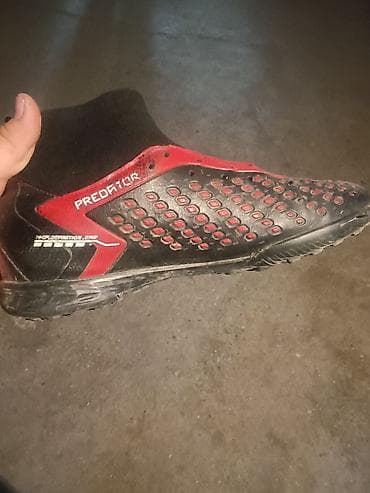 Спорт и хобби: Футбольные сороконожки Adidas Predator б.у насин пол месяца - Тип — 7