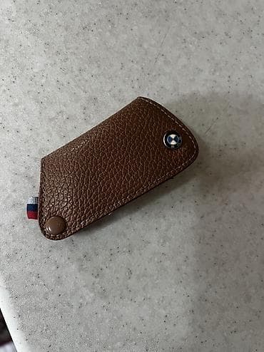 брелок авто: Ключи то бмв - Материал: коричневая фактурная кожа — 1