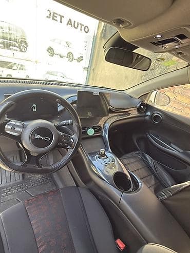 аренда коневоза: BYD E2: 2024 г., Электромобиль, Хэтчбэк — 5