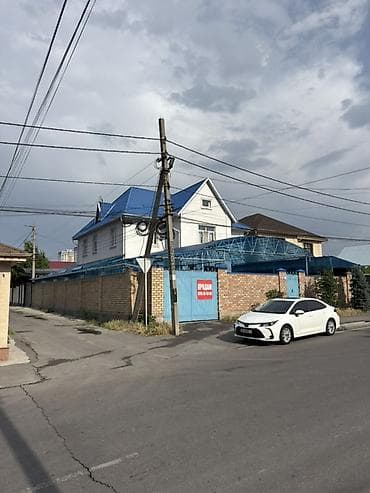 🏡 Продаётся статусный двухэтажный 11 комнатный дом с подвалом в районе
