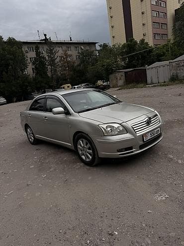 Унаа: Toyota Avensis: 2003 г., 2 л, Кол менен иштөөчү, Бензин, Седан — 3