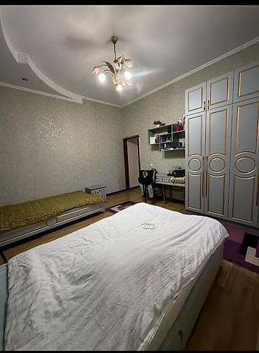 остановка: 🏠 Срочно!!! Продается 3 уровневый дом рядом с центром. 📍 Район — 8