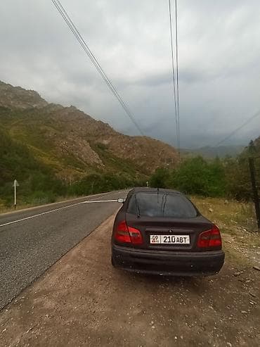 ош малибу: Mitsubishi Carisma: 2000 г., 1.6 л, Механика, Седан — 1