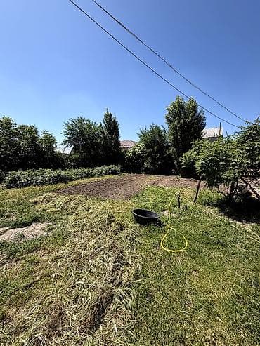 продажа домов жилмассив кок жар бишкек: 🏡 Продается уютный дом в с. Сокулук, район Птицефабрика! 📐 Участок — — 2