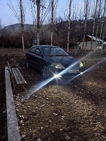 тойота 2010: Toyota Corolla: 2004 г., 1.4 л, Механика, Бензин, Седан — 1