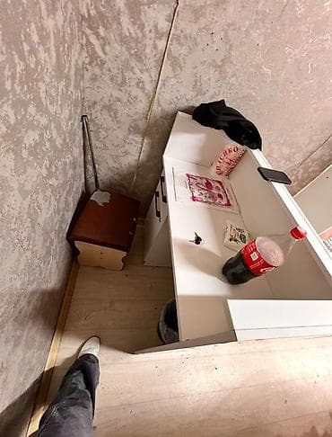 стол гостиный: Продаю/Сатылат 
Ресепшен/ Администратор — 2