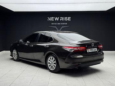 byd e2 2022: Toyota Camry: 2020 г., 2.5 л, Автомат, Гибрид, Седан — 6