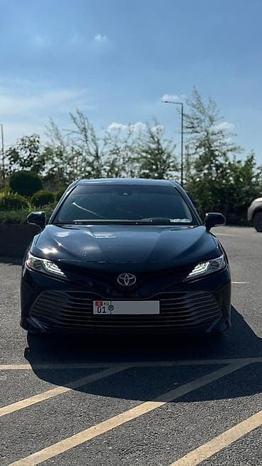 тайота кровен: Toyota Camry: 2018 г., 2.5 л, Вариатор, Гибрид, Седан — 1