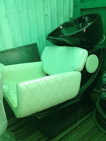 Парикмахерская мойка с креслом - Мойка: глубокая глянцевая чаша из