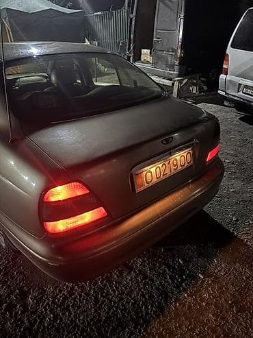 kia rio 2014: Daewoo Leganza: 1997 г., Седан — 2