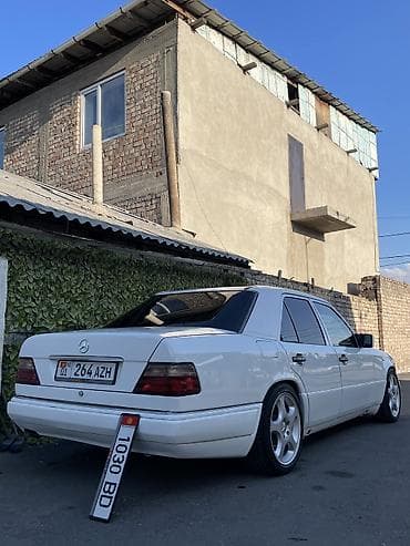 audi 4: Mercedes-Benz W124: 1994 г., 2.2 л, Механика, Бензин, Седан — 3
