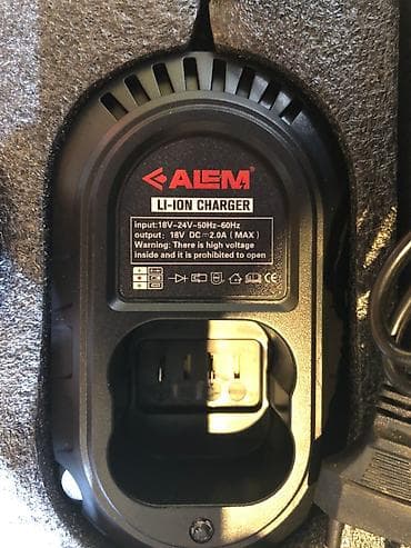 мото касилька: Аккумуляторная бесщеточная дрель‑шуруповерт ALEM 18 В в кейсе — 3