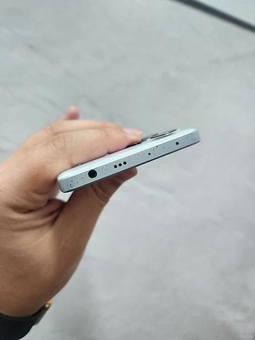 Poco F5, Колдонулган, 256 ГБ, түсү - Ак, 2 SIM — 4