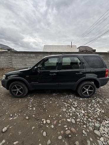 сктер: Ford Maverick: 2002 г., 2 л, Кол менен иштөөчү, Бензин, Кроссовер — 3