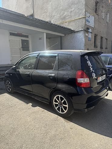 спада хонда: Honda Jazz: 2002 г., 1.3 л, Вариатор, Бензин, Хэтчбэк — 9