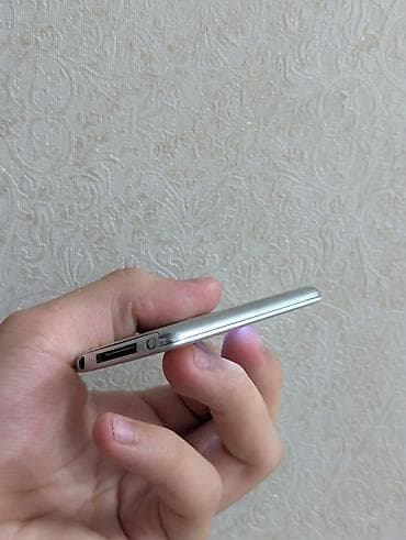 samsung a12: 🎵 iPod Nano 3 8 ГБ Полностью рабочий, не вскрывался. Аккумулятор — 4