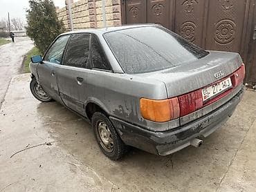 sprinter 2003: Audi 80: 1990 г., 1.8 л, Механика, Бензин, Седан — 2