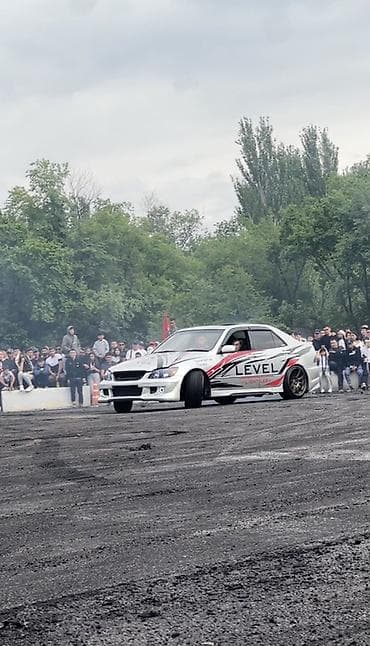 Продажа авто: Toyota Altezza: 2000 г., 2.5 л, Автомат, Бензин, Седан — 5