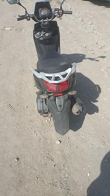 купить скутер 150 кубов в бишкеке: Тип скутера M8, 150 куб. см, Бензин, Б/у — 2