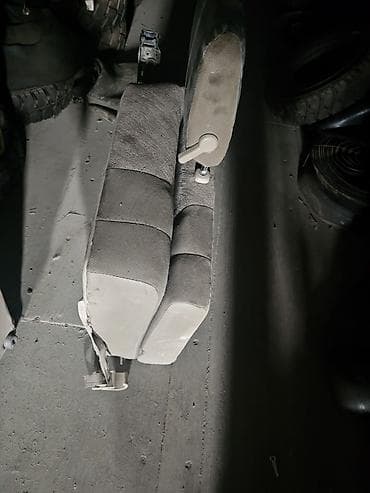 Продаю третий ряд сидений на Lexus GX 470 at lalafo.kg Продаю третий ряд сидений на Lexus GX 470