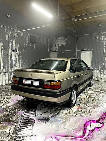 grand hice: Volkswagen Passat: 1989 г., 1.8 л, Механика, Бензин, Седан — 1