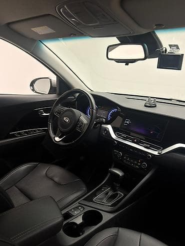 range rover 2002: Kia Niro: 2020 г., 1.6 л, Автомат, Гибрид, Кроссовер — 5