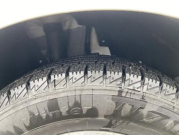 man 8 163: Toyota Corolla: 2019 г., 1.8 л, Автомат, Гибрид, Седан — 6