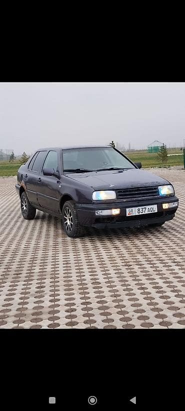 беларус трактор 82 1: Volkswagen Vento: 1994 г., 1.8 л, Механика, Бензин, Седан — 2